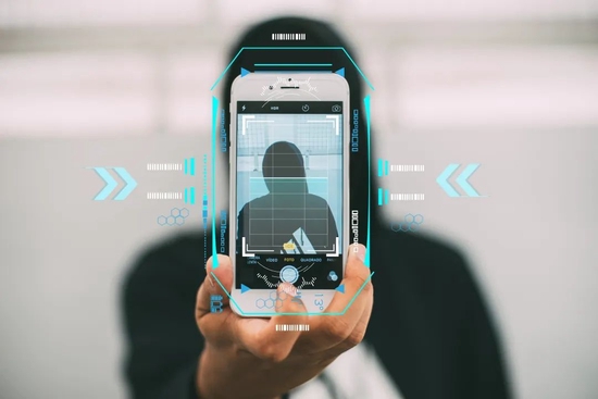 守护数字时代的个人尊严 应对人脸识别滥用、大数据杀熟与信息过度收集的挑战